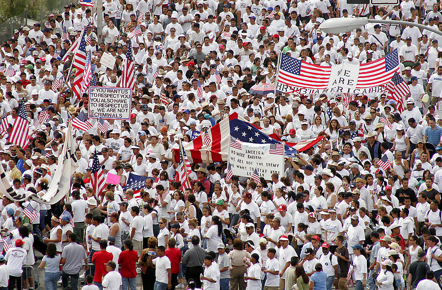 immigrants march to protest illegal immigration, Phoenix, AZ